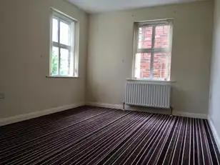 29 Waterfoot ParkImage 13