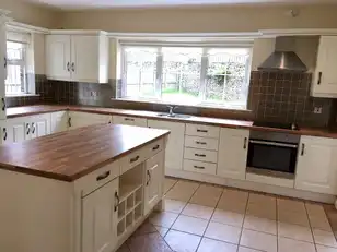 29 Waterfoot ParkImage 10