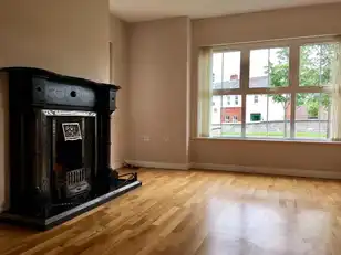 29 Waterfoot ParkImage 6