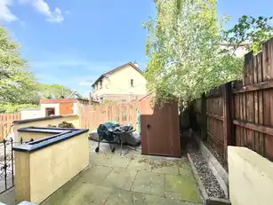 17 Castle GroveImage 15