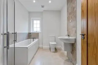 105 Camowen AvenueImage 38