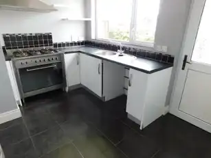 29 Kylemore GardensImage 6