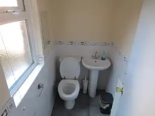 118 University AvenueImage 7