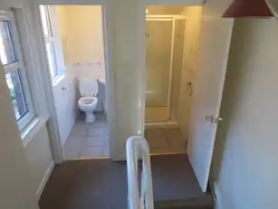 118 University AvenueImage 8
