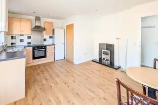 23 Castle Lane MewsImage 3