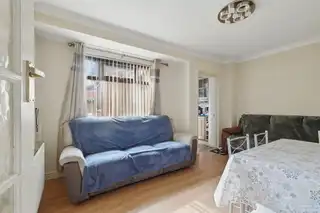 47 Fortwilliam CrescentImage 8