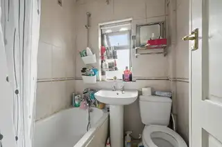 47 Fortwilliam CrescentImage 13