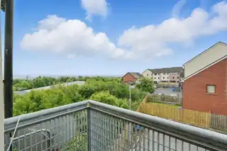 2F Heath Lodge AveImage 3