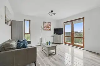 2F Heath Lodge AveImage 5