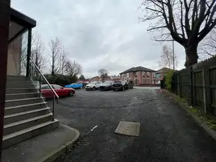 102 Holywood RoadImage 18
