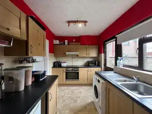 86 Greenview AvenueImage 5