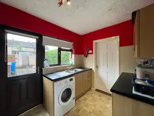 86 Greenview AvenueImage 6