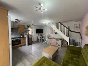 56 Whitethorn AvenueImage 13