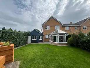 56 Whitethorn AvenueImage 2
