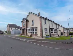 Image 1 for 5 Cloneen Crescent