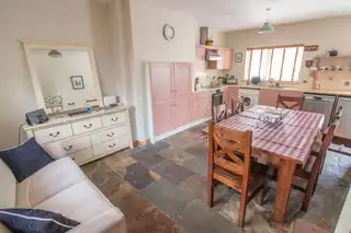 8 Sea Court Mews (Holiday Let)Image 3
