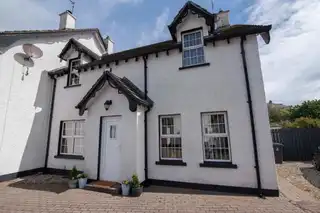 Image 1 for 8 Sea Court Mews (Holiday Let)