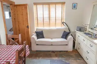 8 Sea Court Mews (Holiday Let)Image 8