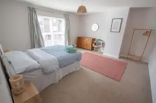 3 Mill Square (Student Let)Image 10