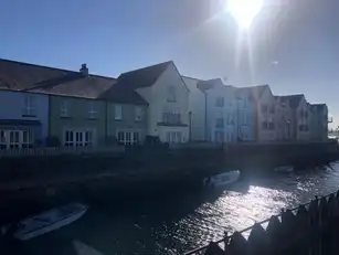 14 The QuayImage 2