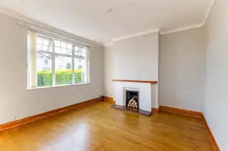 7 Windsor GardensImage 4