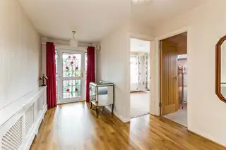 46 Sunningdale ParkImage 3