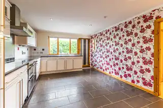 4 Downshire LaneImage 11