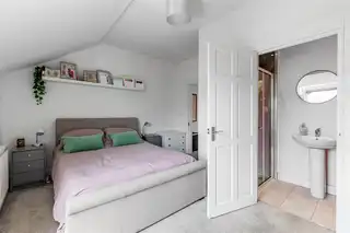 108 Dufferin AvenueImage 21
