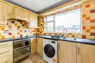 22A Ashbury AvenueImage 5