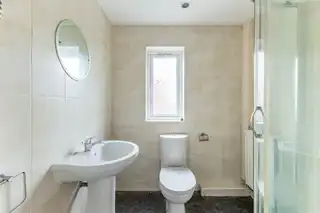 22A Ashbury AvenueImage 13