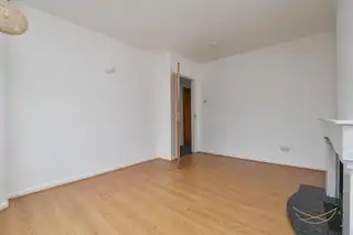 30 Lyndhurst ParadeImage 9