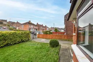30 Lyndhurst ParadeImage 3