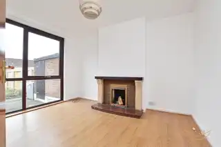 30 Lyndhurst ParadeImage 10
