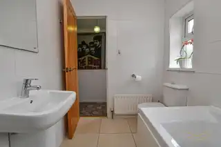 42 Parkmount TerraceImage 25