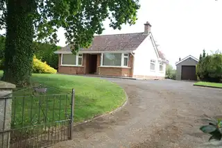 Image 1 for 4 Shore Road