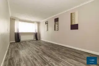 21 Dorchester ParkImage 8