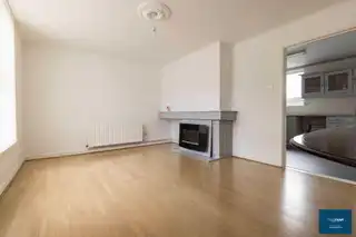 17 The SquareImage 4