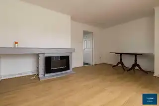 17 The SquareImage 6