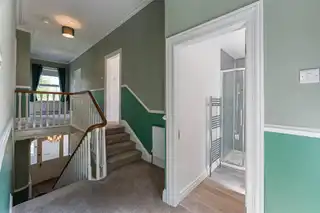11 Parkmount RoadImage 7