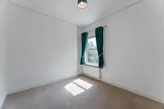 11 Parkmount RoadImage 16