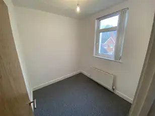 Apt 8, 107 Cliftonville RoadImage 8