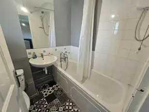 4B Carrigart AvenueImage 4