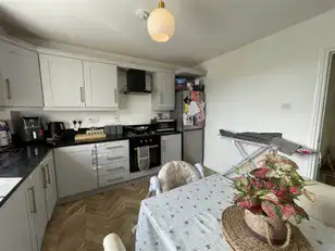 34 Lagmore GlenImage 7