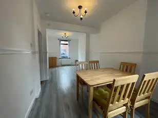 85 Hawthorn StreetImage 4