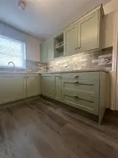 8 Broomhill CourtyardImage 8