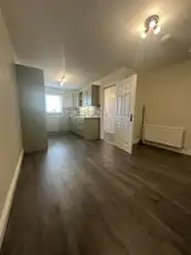 8 Broomhill CourtyardImage 5