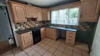 5 Kevlin GardensImage 4