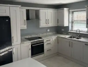 15A Cluny Gardens, CladyImage 3