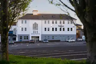 Image 1 for River House, Castle Lane