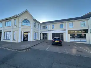 Unit 8, Diamond Shopping Centre, Market StreetImage 3